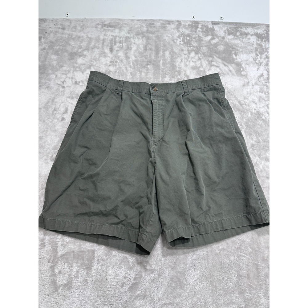 Dockers Khakis Mens Pleated Front Olive Green Shorts Size 36 Hiking Gorpcore EUC